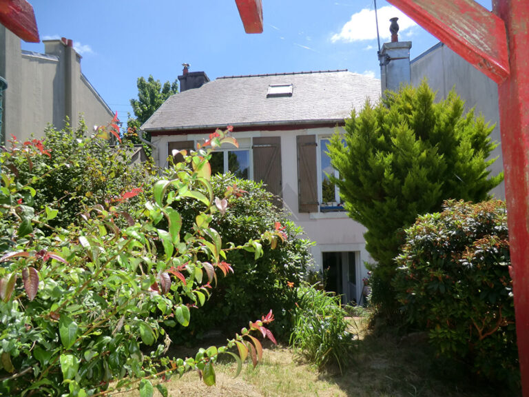 50350432b