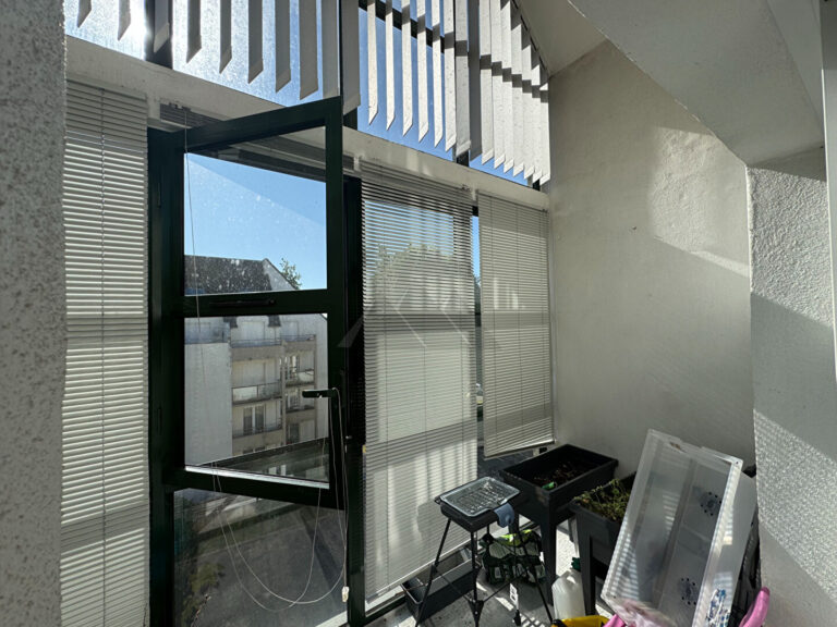 59603612b-1