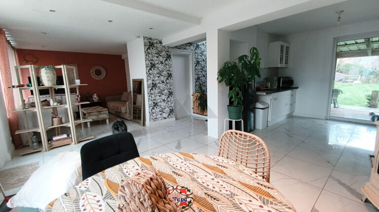 59982449d-2